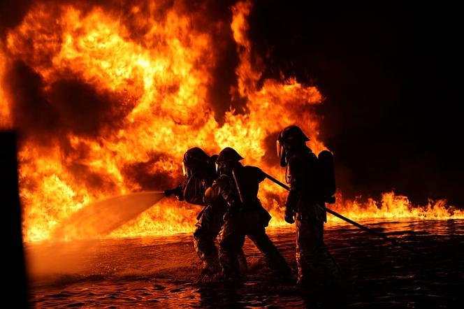 Firefighters fire portait training