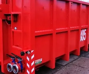Krakowscy strażacy kupili.... kontener gaśniczy