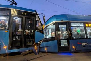 Motorniczy zasłabł i wjechał w tył tramwaju! Koszmarny wypadek we Wrocławiu [ZDJĘCIA]