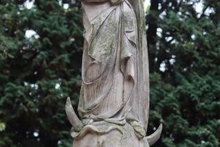 Cmentarz przy ul. Lipowej jest najstarszy w Lublinie. Jest tu wiele niesamowitych posągów!