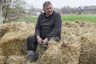 Rolnicy. Podlasie. Zięć Gienka z Plutycz pojawił się w serialu. Andrzej pojedzie do sklepu [WIDEO]