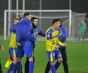 Elana Toruń - Zawisza Bydgoszcz 1:1, zdjęcia kibiców, opraw i piłkarzy ze Stadionu Miejskiego im. Grzegorza Duneckiego