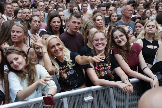 Koncert Jennifer Lopez w Warszawie (25.07.2025) - część druga. Organizatorem koncertu jest Prestige MJM