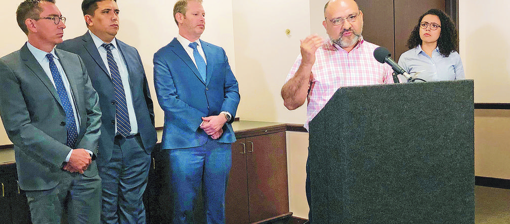 Atakują kościoły za pomaganie azylantom