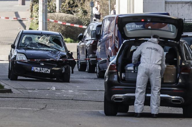 Samochód wjechał w tłum ludzi w Niemczech. Co najmniej jedna ofiara śmiertelna