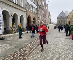 Bieg Mikołajów w Olsztynie 2023. Kilkaset osób pobiegło dla dzieci. Zobaczcie zdjęcia!