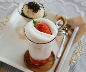 Przepis na TrusKawkę. Obłędne espresso z dodatkiem truskawek 