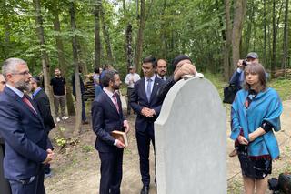 Wielkie prace na Cmenatrzu Żydowskim na Brodnie zakończone. Szukali grobu wybitnego warszawiaka