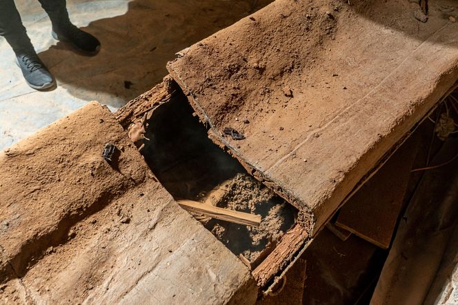 Odkryto trumny z krypt w Kazimierzu Biskupim