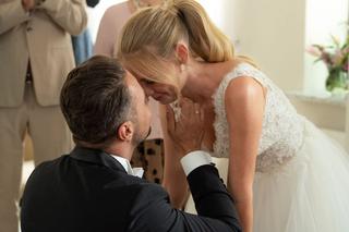 	Barwy szczęścia odc. 2795. Dominika (Karolina Chapko), Sebastian (Marek Krupski)