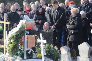 Zabrze. Pogrzeb kobiety, która zmarła po urodzeniu MARTWEGO dziecka