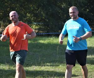 Jump and Run 2023 w Bydgoszczy. Bieg z dmuchanymi przeszkodami przyciągnął tłumy