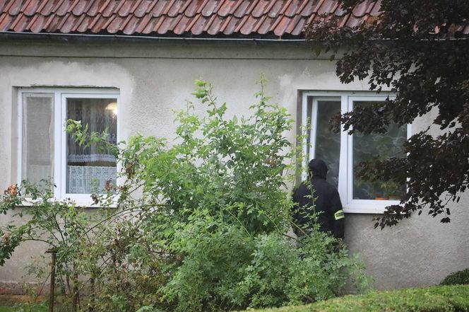 Zabójstwo pod Iławą. Nie żyje małżeństwo. Policja zatrzymała syna ofiar