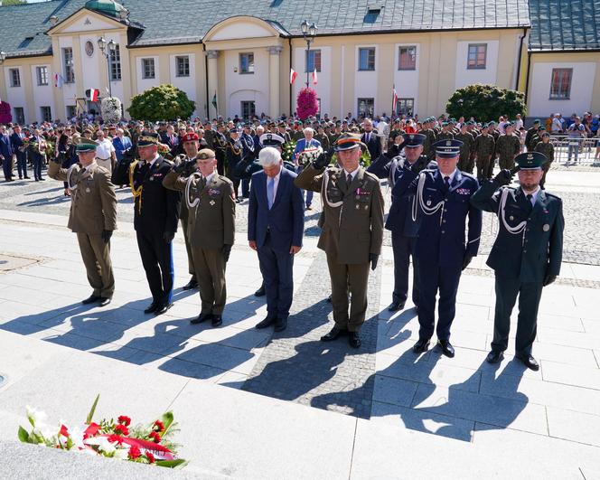 Obchody Święta Wojska Polskiego w Białymstoku. Zobacz jak mieszkańcy uczcili 15 sierpnia [ZDJĘCIA]