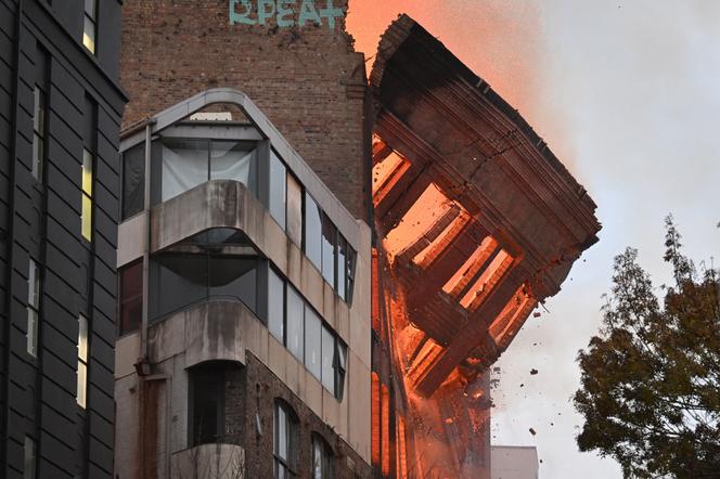 Pożar siedmiopiętrowego budynku w centrum Sydney