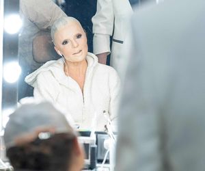 Edyta Herbuś - łysa śpiewaczka