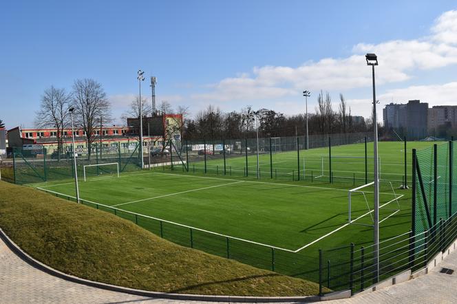Piłkarki Olimpii i piłkarze Stali Szczecin będą mogli trenować i grać w komfortowych warunkach