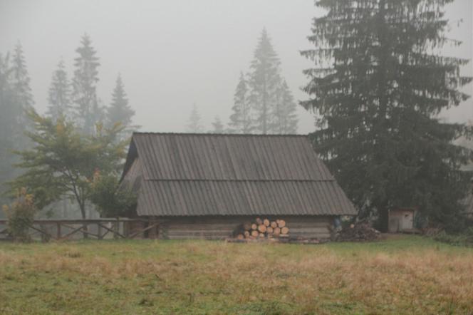 Góralom w Kościelisku... ubyło ziemi. Sypią się skargi! 