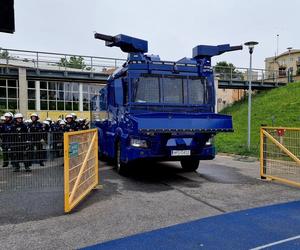 ĆWICZENIA NA STADIONIE