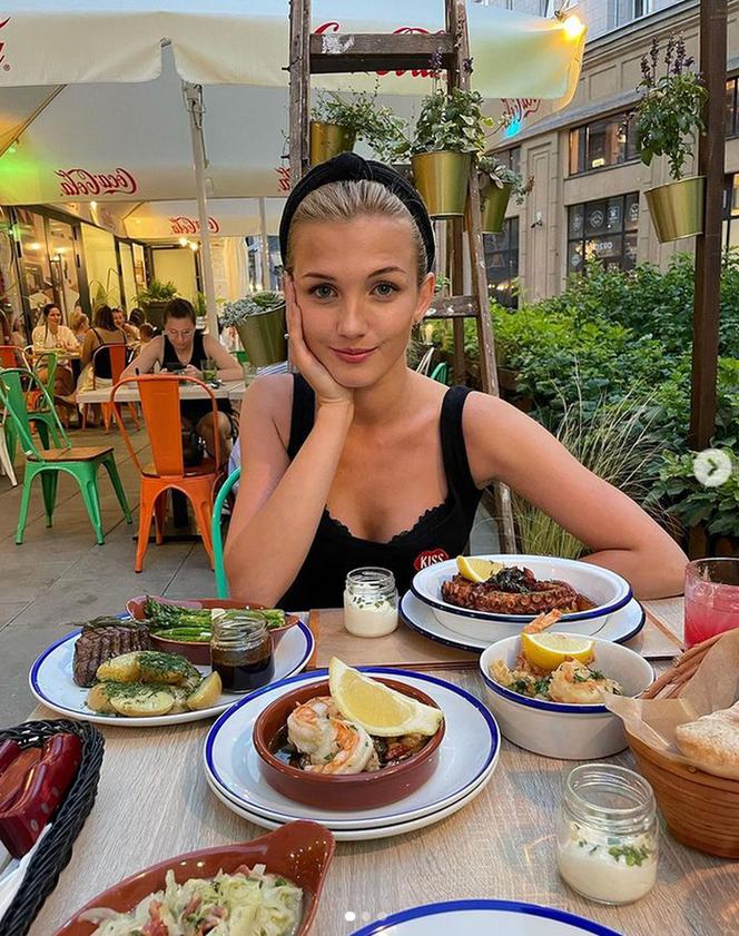 Alicja Ostolska na Instagramie na randce z chłopakiem