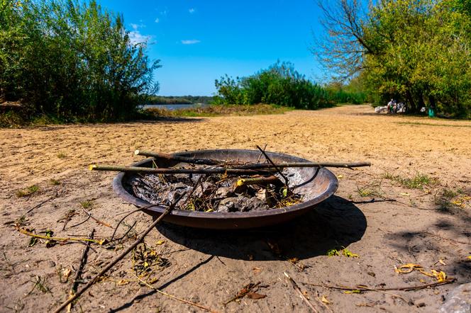 Plaża przy Moście Północnym – palenisko