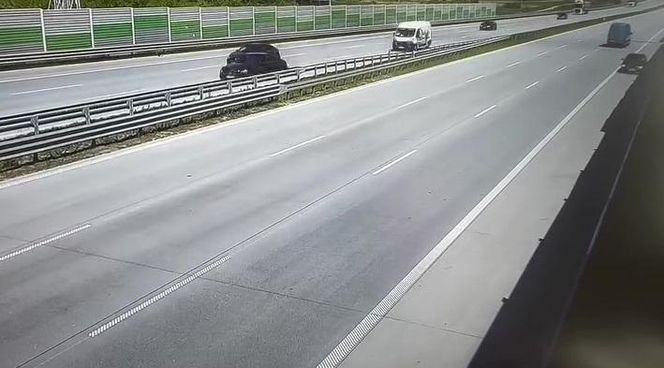 Chwile grozy na autostradzie A1. Samochód z wiceministrem Koperskim uniknął czołówki. BMW jechało pod prąd