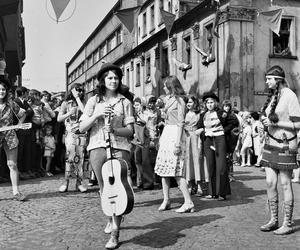 Pochód gwarkowski w latach 60. i 70.  Ale stroje! 