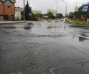 Ruszają remonty dziurawych dróg w Olsztynie. Te ulice znalazły się na liście!