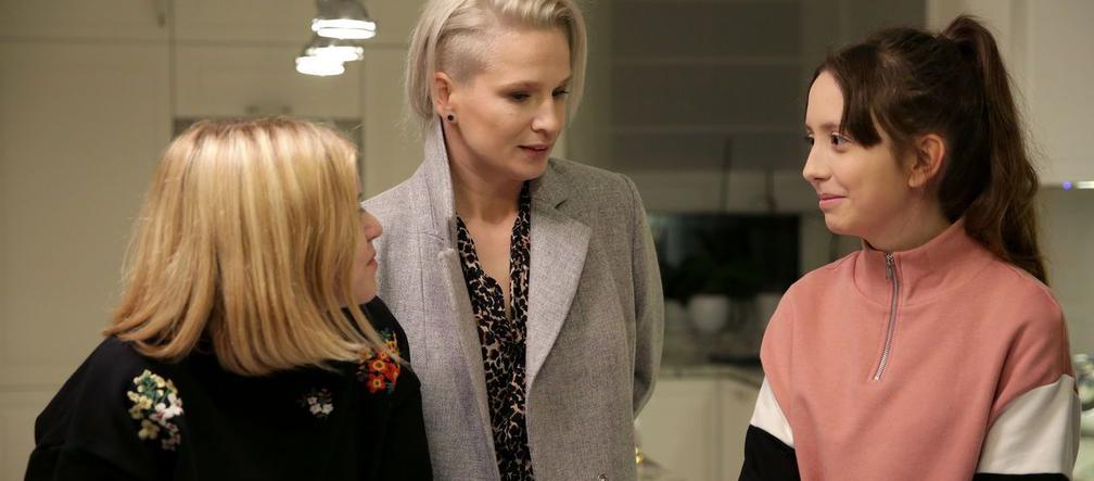 M jak miłość, odc. 1497. Basia (Gabriela Raczyńska), Laura (Laura Nowak) Karolina (Renata Gosławska) 