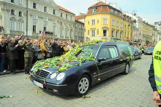 Trumna z ciałem Marii Kaczyńskiej