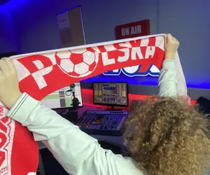 Strefa Kibica VOX FM! Kiedy startuje i jakie gadżety mogą zgarnąć słuchacze?