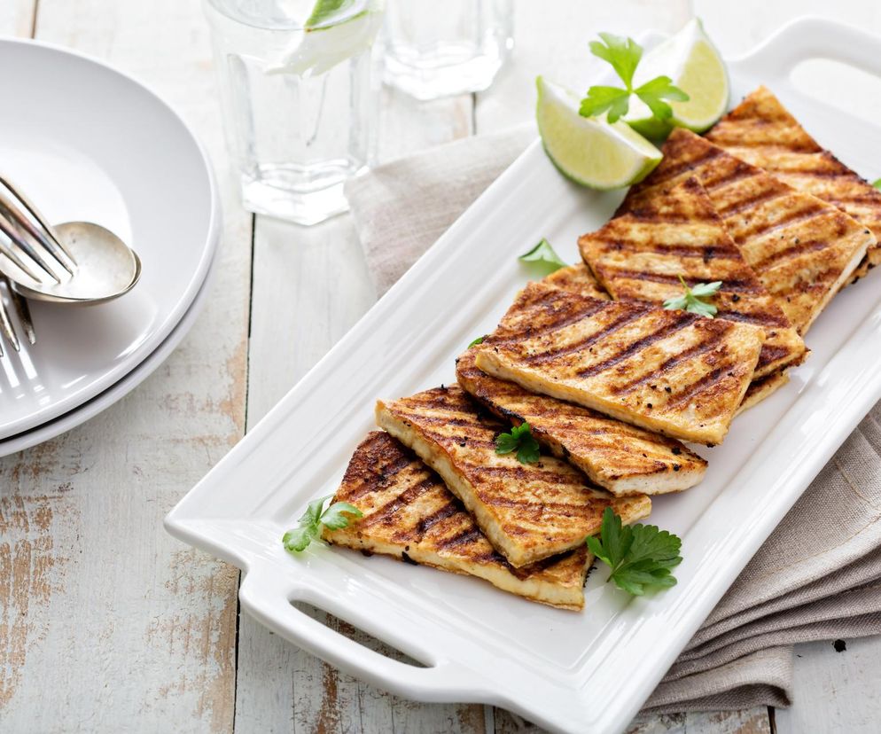 Tofu z grilla nie tylko dla wegetarian. Pełnia smaku, niewielką pracą