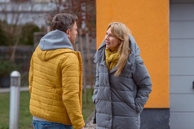 Na Wspólnej odc. 4032. Wojtek (Wojciech Błach), Żaneta (Anna Guzik)