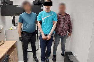 Szok! 40-latek terroryzował uczennice. Czaił się pod szkołą i je śledził!