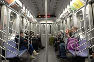 Połowa nowojorczyków zadowolona z metra 