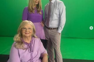 Barwy szczęścia nowa czołówka 2024. Karolina (Marta Dąbrowska), Bruno (Lesław Żurek), Amelia (Stanisława Celińska)