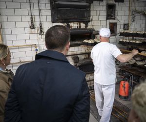 Rafał Trzaskowski odwiedził piekarnię  w Myśliborzu. 