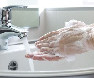 Obsesyjne mycie rąk - u źródeł przymusu