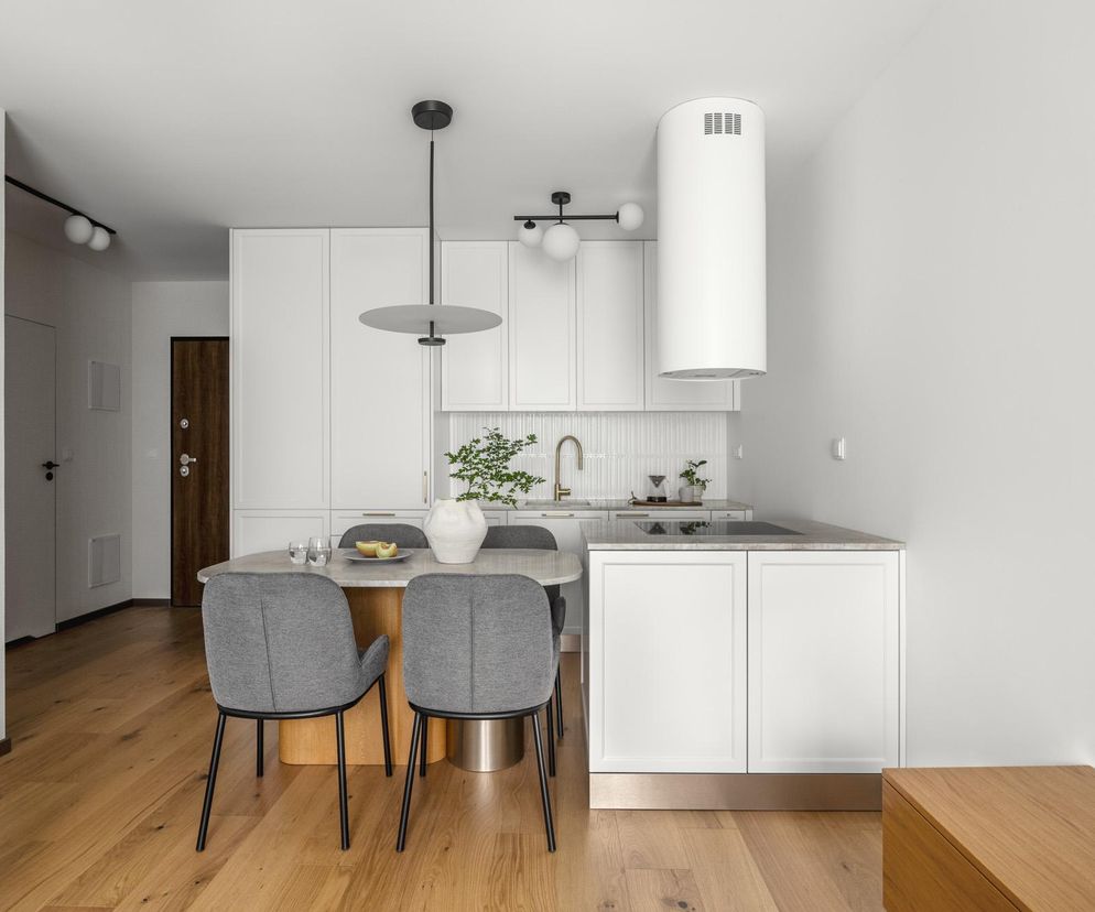 Aranżacja nowoczesnej białej kuchni. 34 zdjęcia