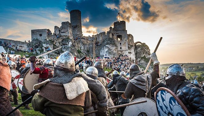 AI nie ma wątpliwości. To najpiękniejszy zamek w województwie śląskim. Kręcono tam Janosika
