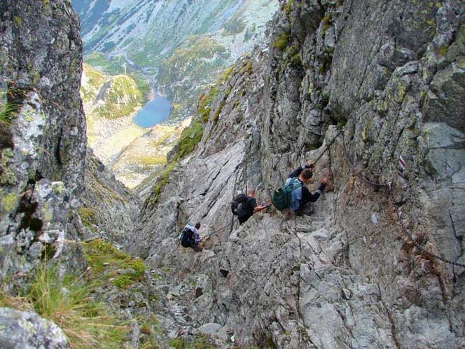 Orla Perć jest uznawana za najtrudniejszy szlak w Tatrach
