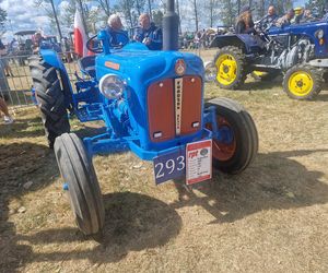 XXIII Międzynarodowy Festiwal Starych Ciągników i Maszyn Rolniczych im. Jerzego Samelczaka. Zdjęcia z parady i terenu festiwalu