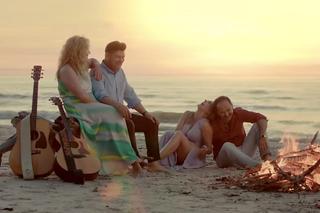 Zenek Martyniuk i Sławomir z żonami