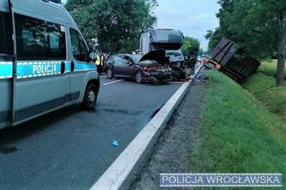 Kierowca audi nie żyje, wiele dzieci zostało rannych. Makabra na drodze Świebodzice - Świdnica  