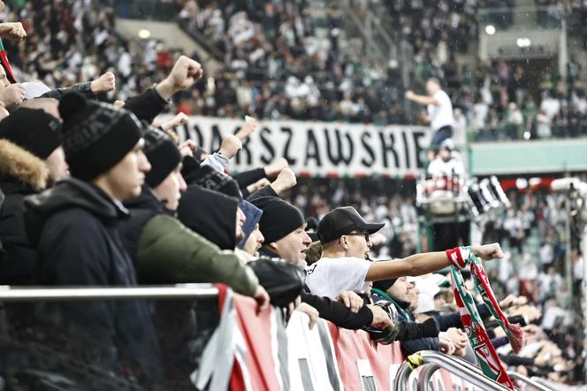Legia Warszawa - Lech Poznań: Zdjęcia kibiców z klasyku i 13. kolejki PKO BP Ekstraklasy
