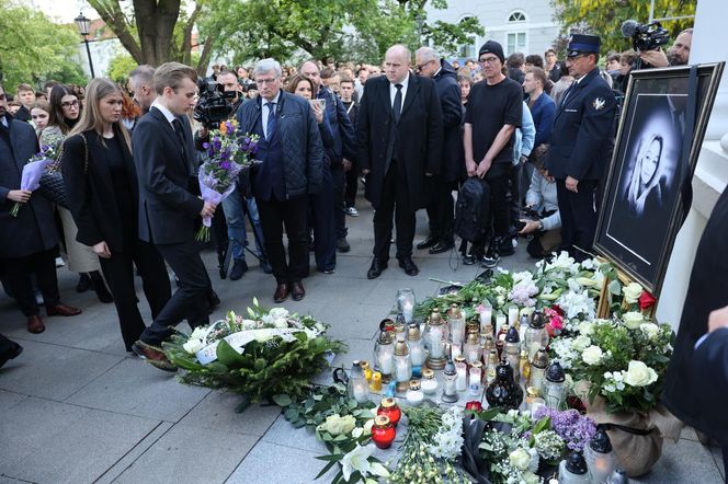Upamiętnienie brutalnie zaatakowanej pracowniczki UW (8.05.2025)