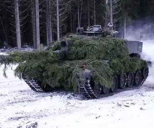 Czołgi Challenger już są na Ukrainie. Zanim pojadą na front, poczekają na Leopardy