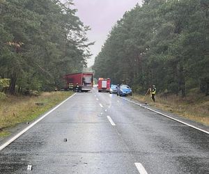 45-latek wjechał wprost pod nadjeżdżającą ciężarówkę! Tragedia w Bydgoszczy 