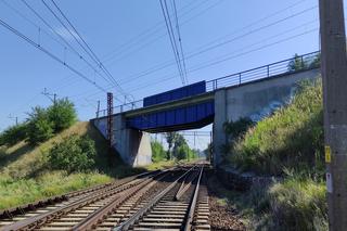 Tajemnicze samobójstwo w Małej Nieszawce. Mężczyzna skoczył z wiaduktu kolejowego