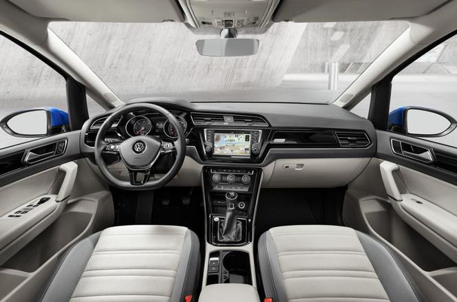 2015 Volkswagen Touran III generacji